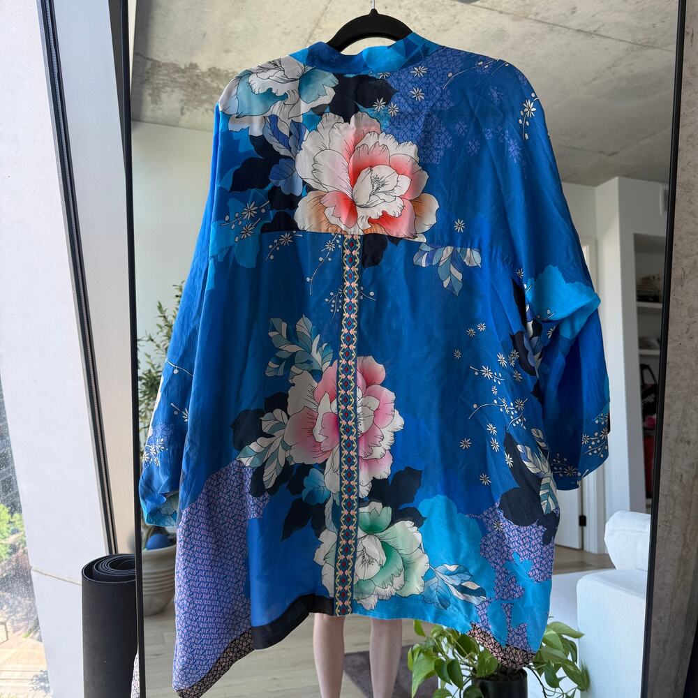 Johnny Was Dolce Floral Kimono - Picture 3 of 5